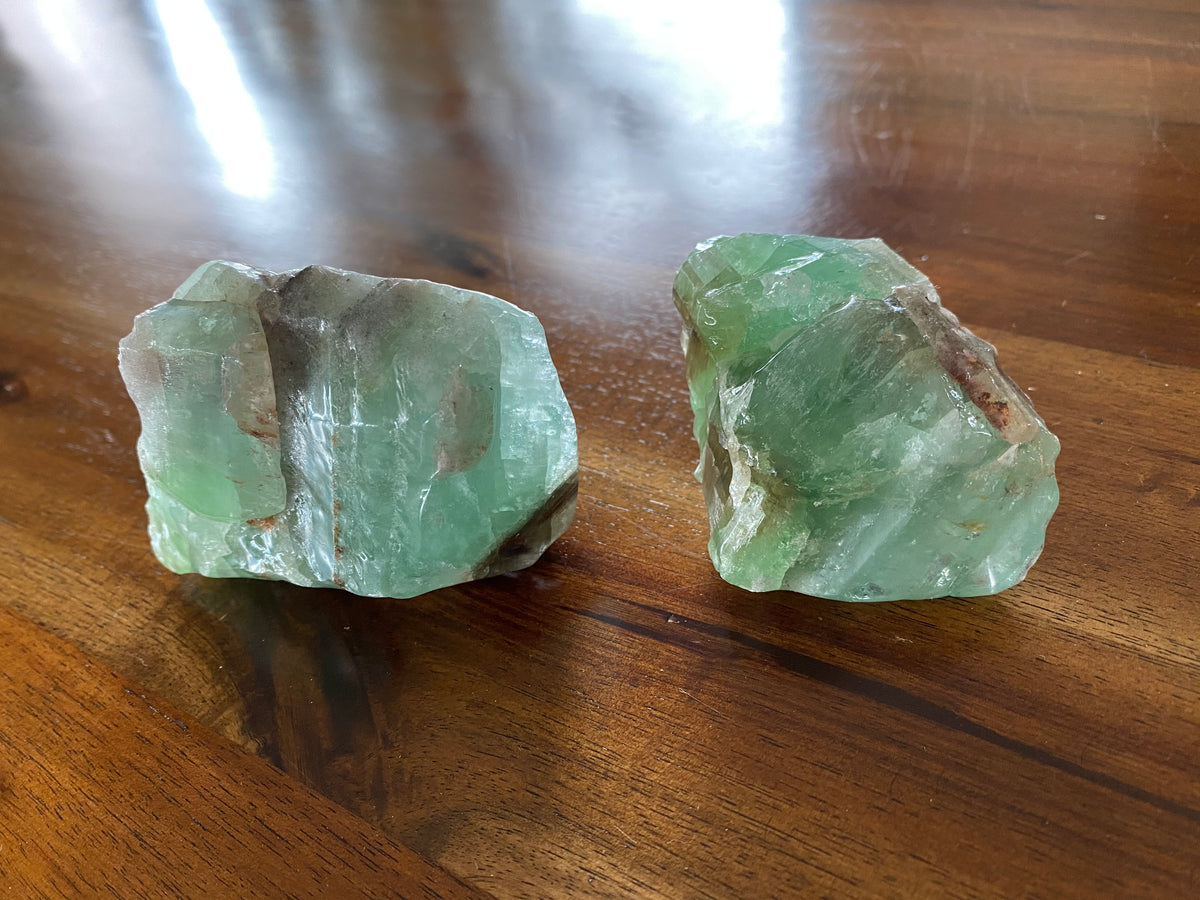 Green outlet calcite ring
