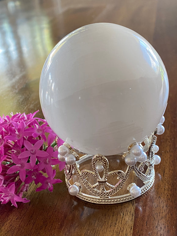 Selenite Sphere Medium