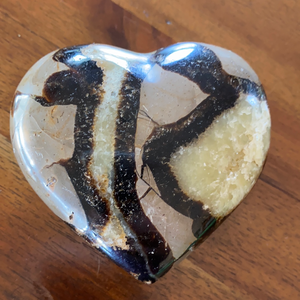 Septarian heart