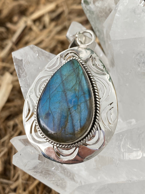 Labradorite Pendant