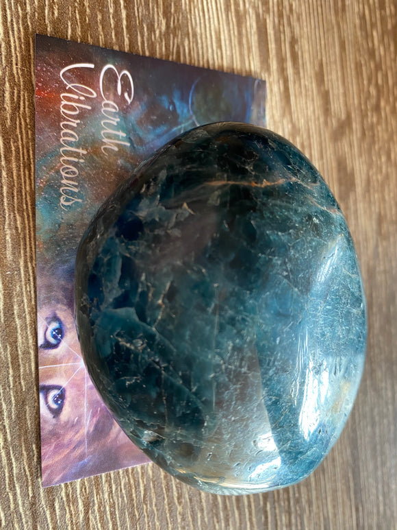 Apatite Palm Stones